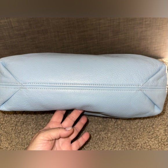 Like New!!!! 🩵. Michael Kors Limited Edition Large Camden Drawstring Bag. - Picture 5 of 10